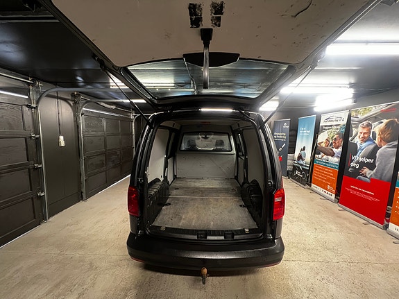 Volkswagen Caddy Maxi 15 of 30
