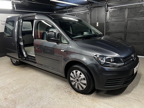 Volkswagen Caddy Maxi 21 of 30