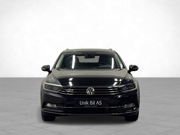 Volkswagen Passat 5 of 5