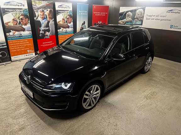 Volkswagen Golf VII 2 of 5