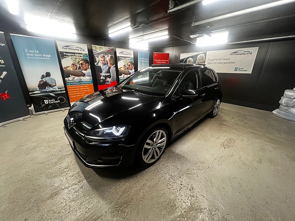 Volkswagen Golf VII 3 of 5