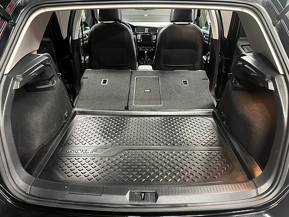 Volkswagen Golf VII 20 of 30