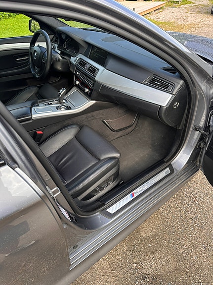 BMW M550d 23 of 24