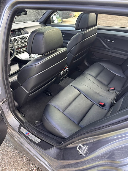 BMW M550d 13 of 24