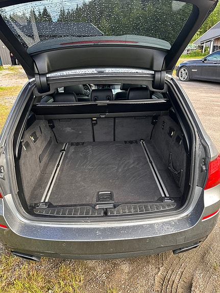 BMW M550d 11 of 24