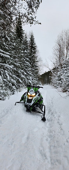 Arctic-cat XF 9000 Crosstour 2 of 12