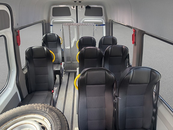 Mercedes-Benz Sprinter 15 of 30