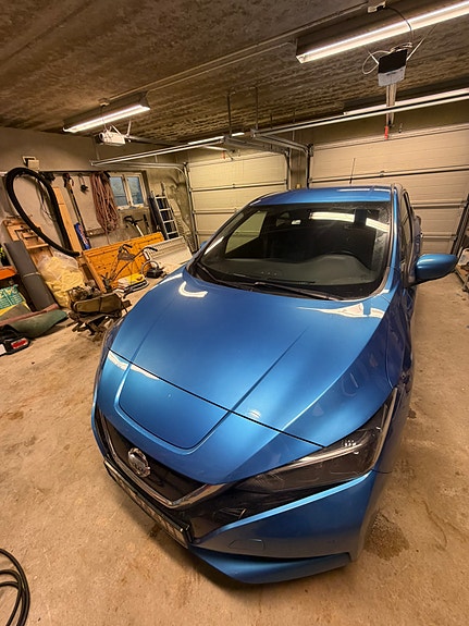 Nissan Leaf 2 of 10