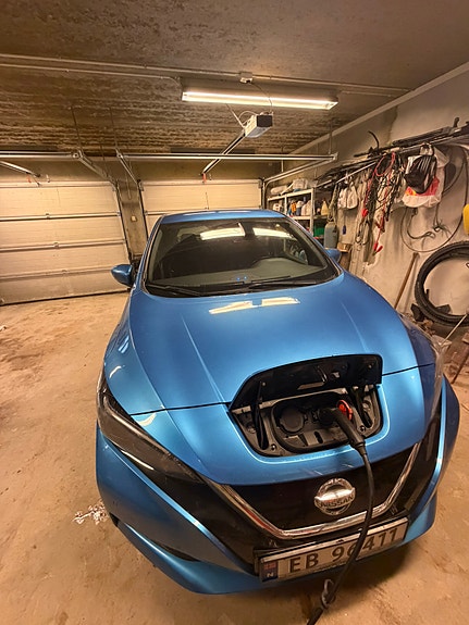 Nissan Leaf 3 of 10