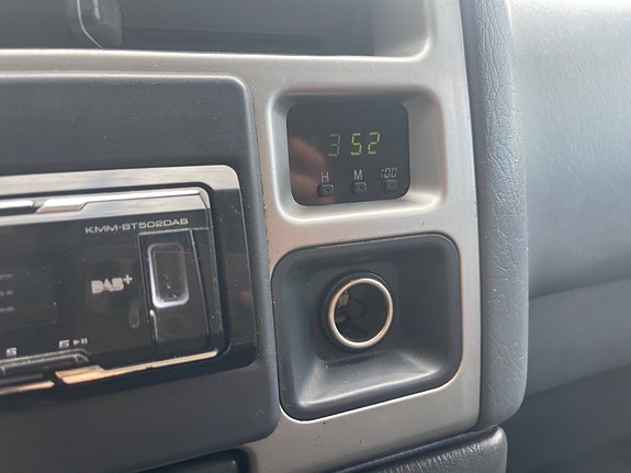 Toyota HiAce 18 of 30