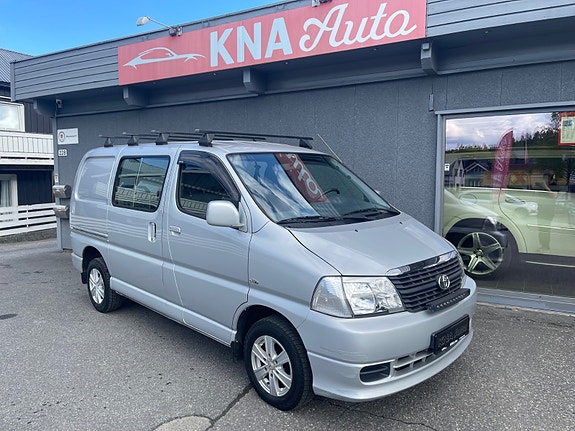 Toyota HiAce 5 of 5
