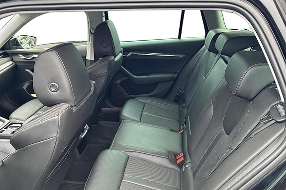 Skoda Octavia 6 of 10