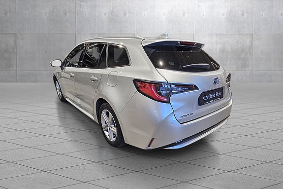 Toyota Corolla 3 of 21