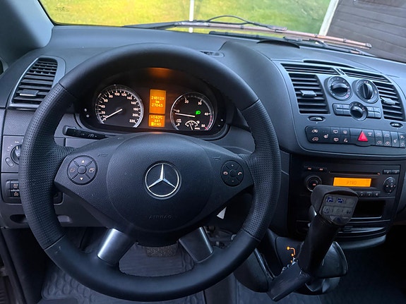 Mercedes-Benz Vito 113 9 of 20