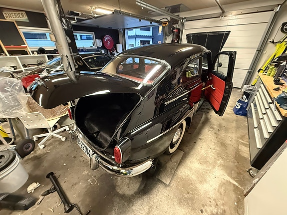 Volvo PV 14 of 24