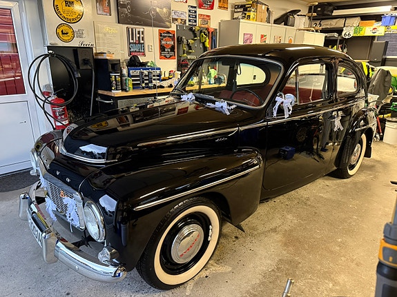 Volvo PV 18 of 24