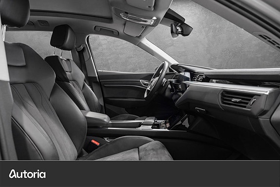 Audi e-tron 27 of 28