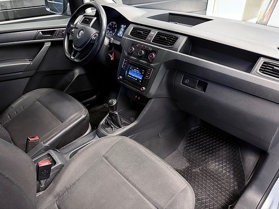 Volkswagen Caddy 14 of 25