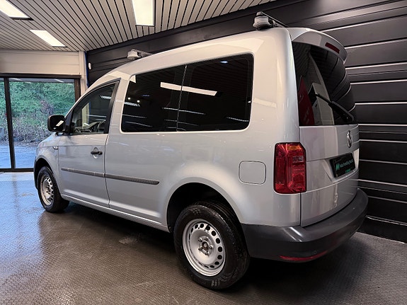 Volkswagen Caddy 4 of 25