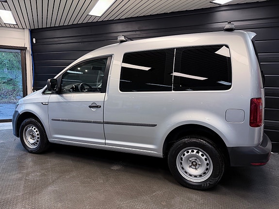 Volkswagen Caddy 5 of 25
