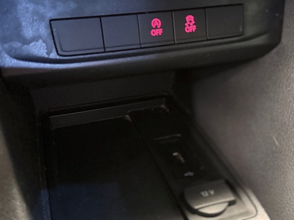Volkswagen Caddy 18 of 25