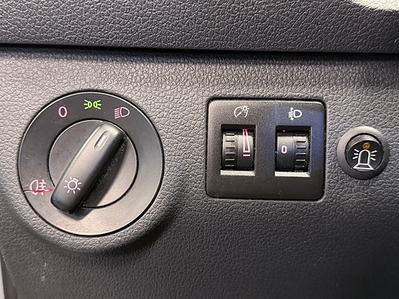 Volkswagen Caddy 16 of 25