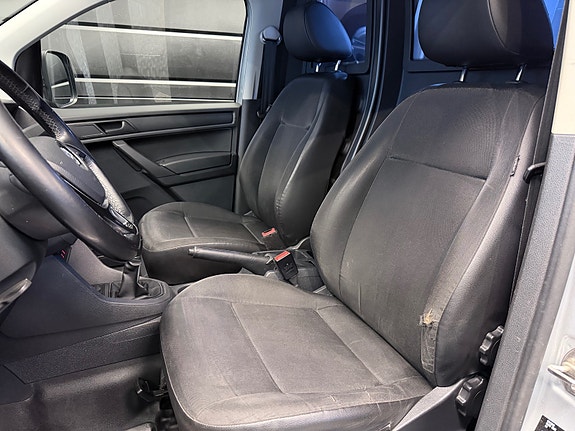 Volkswagen Caddy 12 of 25