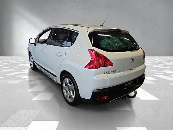 Peugeot 3008 4 of 5