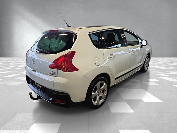 Peugeot 3008 3 of 5