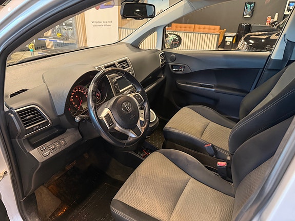 Toyota Verso-S 20 of 21