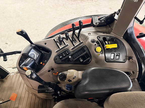 CASE IH Maxxum 110 15 of 17