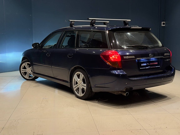 Subaru Legacy 5 of 5