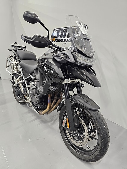 Triumph Tiger 1200 GT Pro 2 of 9
