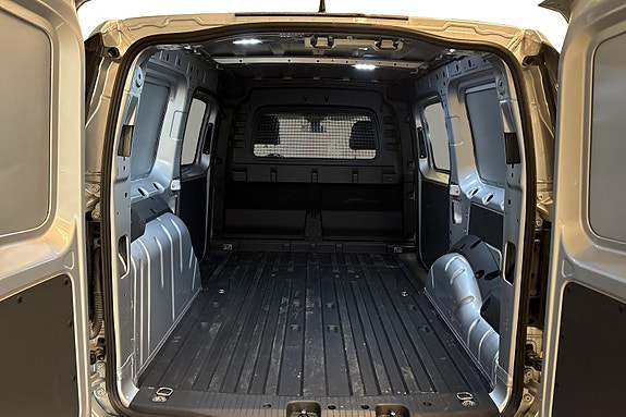 Ford Transit Connect 15 of 20