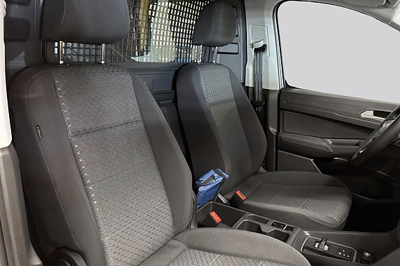 Ford Transit Connect 16 of 20