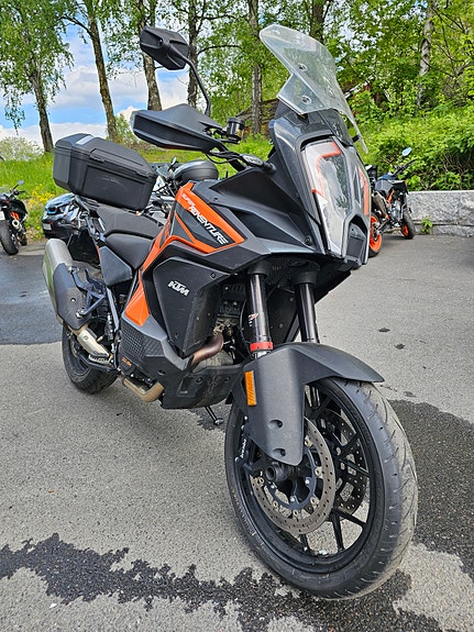 KTM 1290 Super Adventure S 2 of 9