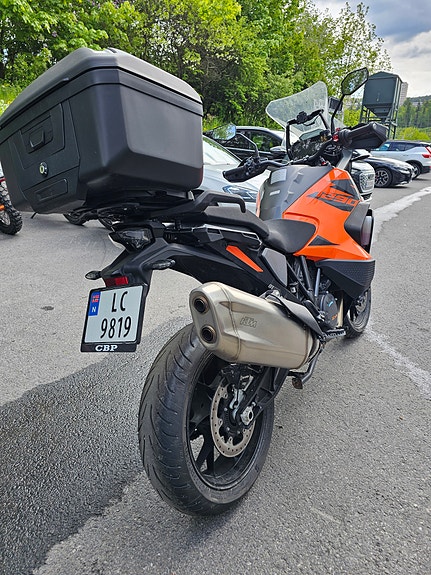 KTM 1290 Super Adventure S 4 of 9