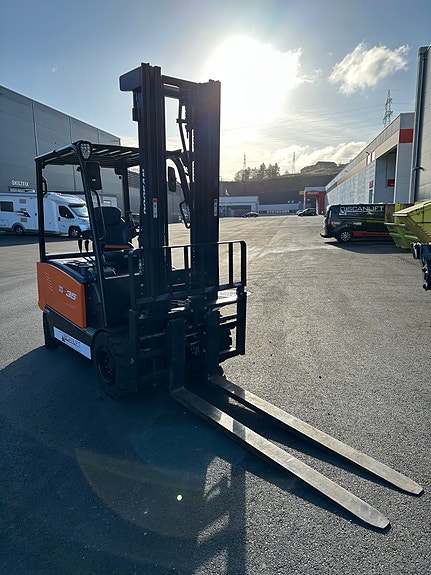 Doosan pent brukt 3,5T elektrisk gaffeltruck. Kun 271 timer! 5 of 5