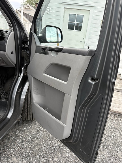 Volkswagen Transporter 4 of 5