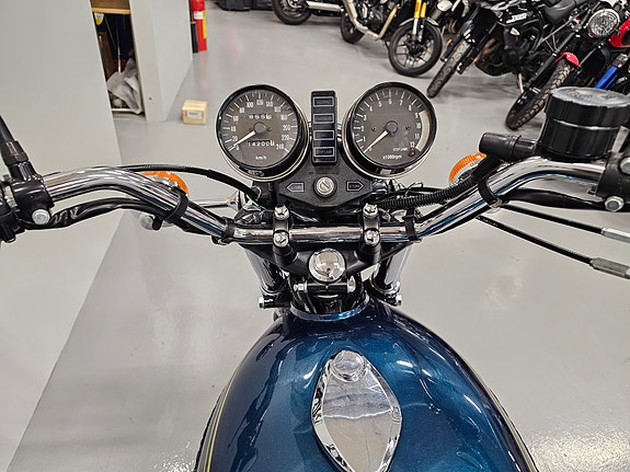 Kawasaki KZ 1000 8 of 11