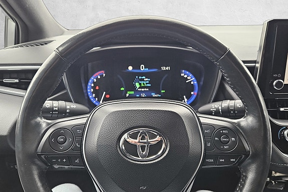 Toyota Corolla 19 of 24