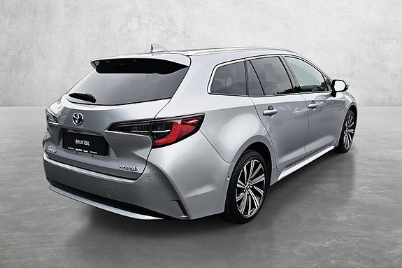 Toyota Corolla 5 of 24