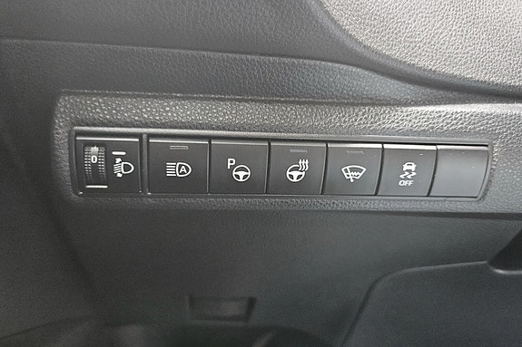 Toyota Corolla 21 of 24