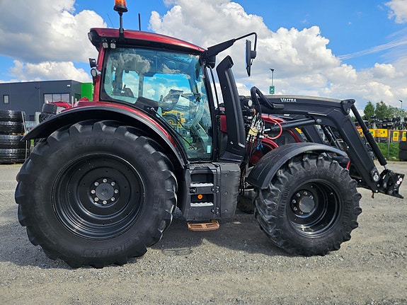 Valtra N174D frontlaster, fronthydraulikk, GPS og Twintrack! 2020, kr 1 090 000,-