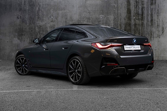 BMW i4 5 of 5