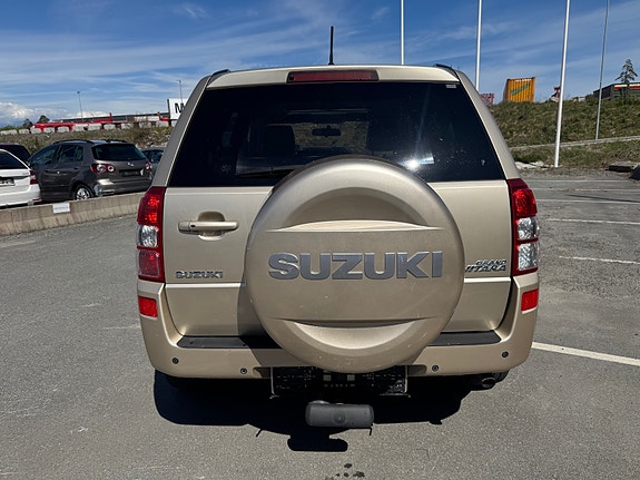 Suzuki Grand Vitara 6 of 27
