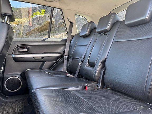 Suzuki Grand Vitara 16 of 27