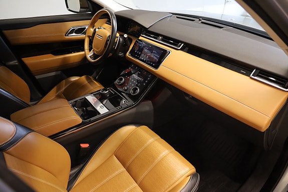 Land Rover Range Rover Velar 8 of 13