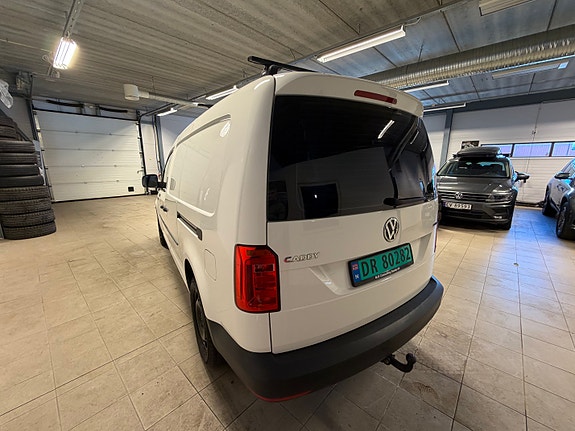 Volkswagen Caddy Maxi 10 of 27