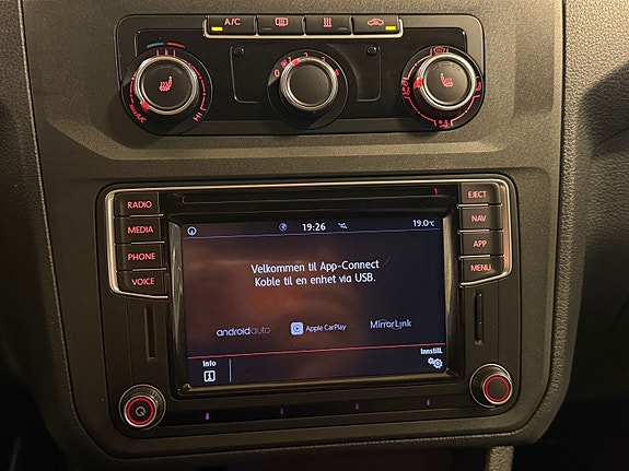 Volkswagen Caddy Maxi 19 of 27